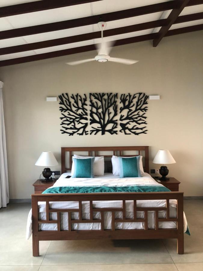 Driftwood Villa Pamunugama Eksteriør bilde