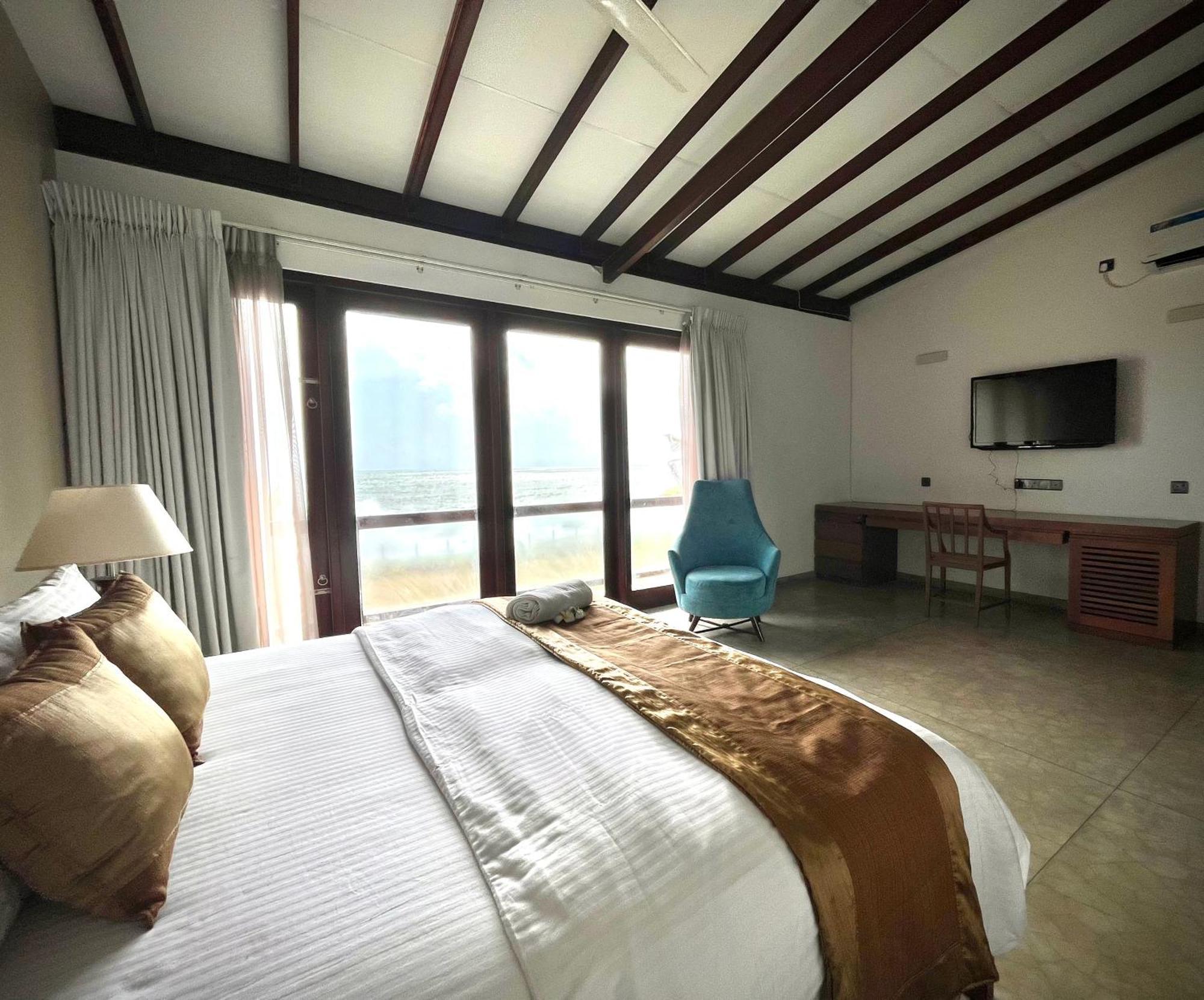 Driftwood Villa Pamunugama Eksteriør bilde